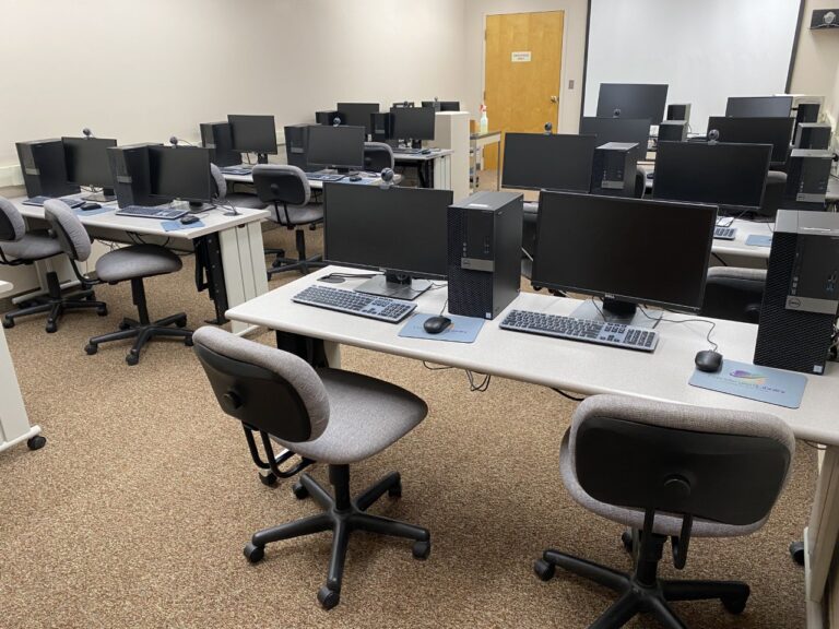 public computer center